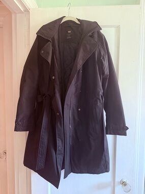 Helly Hansen Black Weatherproof Coat. XL